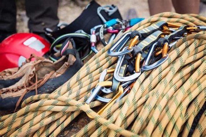 How long do climbing ropes last?
